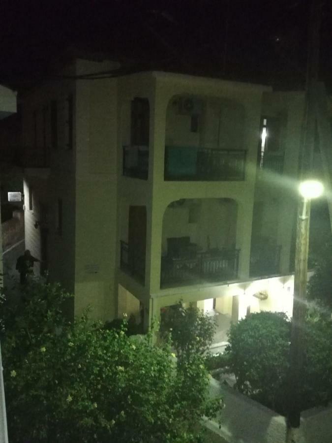 Katsaraki Fotini Apartment Myrina Luaran gambar